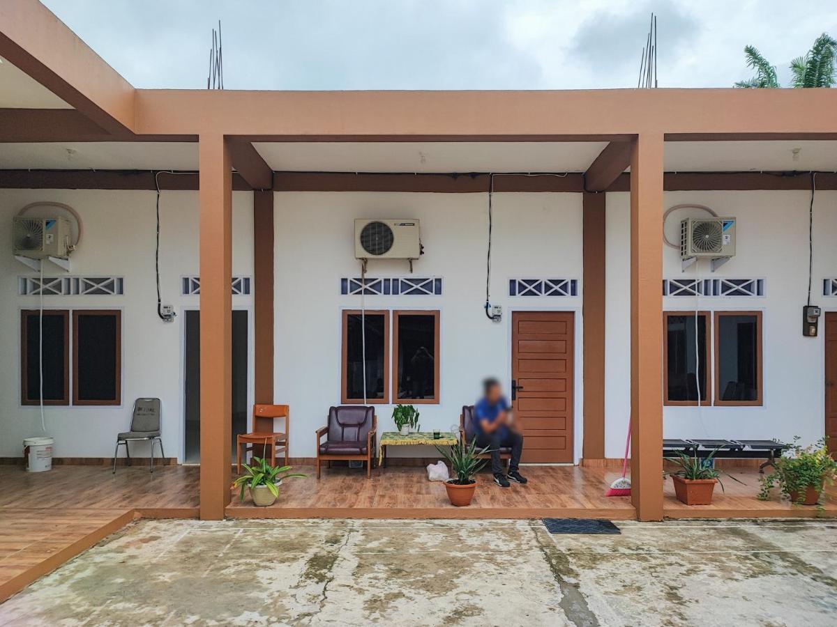 Adela Homestay Syariah Near Universitas Muhammadiyah Jambi Mitra Reddoorz Ngoại thất bức ảnh